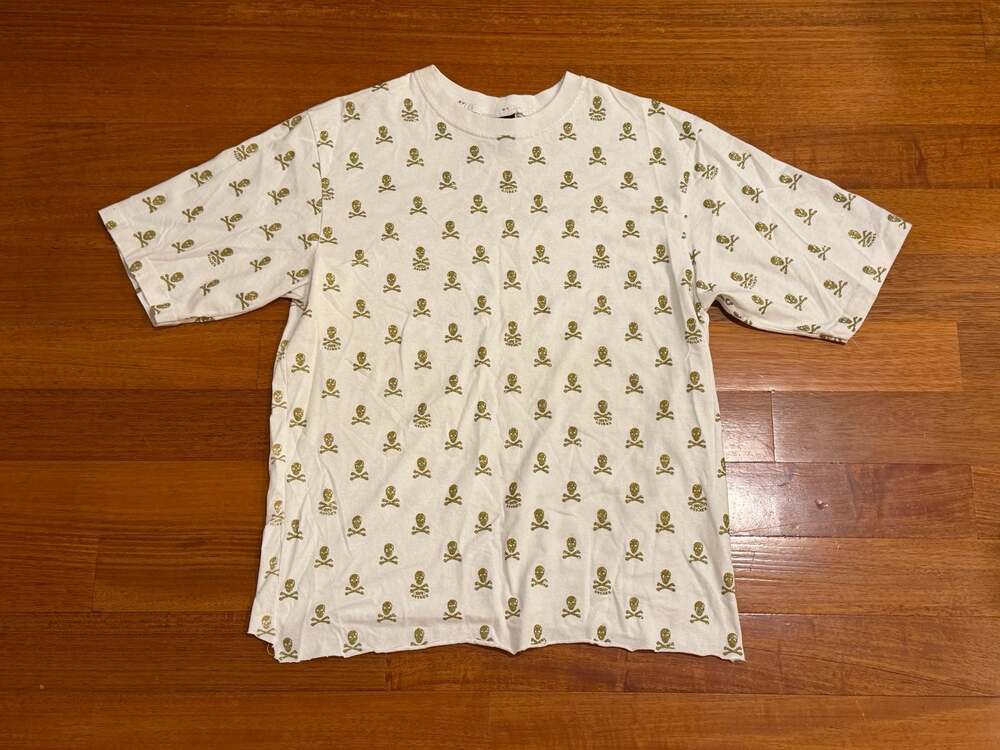 Avirex Men's XL White Short Sleeve T-Shirt AOP Gold Glitter Skull & Cross